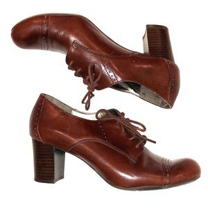 3 for $10 Bundle- Naturalizer 7. 5 M Oxford heels